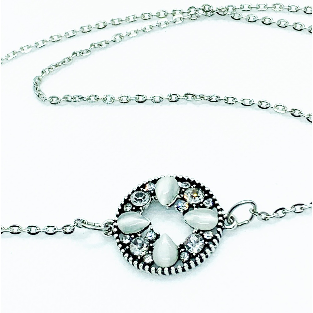 Silver Pendant With Teardrop And Rhinestones Necklace